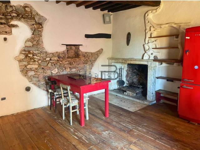 Casa in vendita a Carrara, Toscana