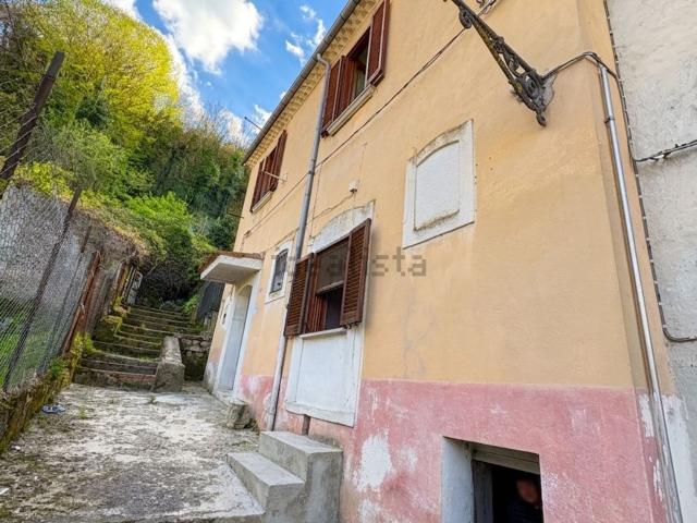 Casa in vendita a Bojano, Molise