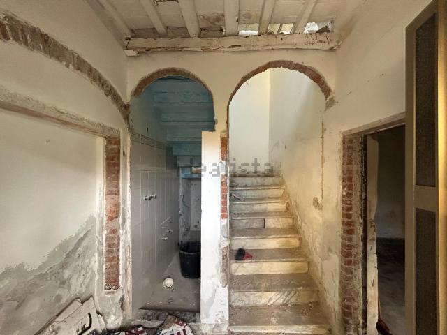 Casa in vendita a Marina di Carrara, Carrara