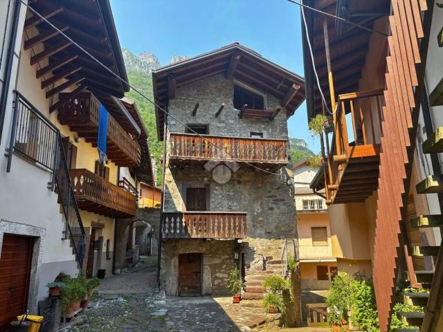 Casa in vendita a Comunità montana della valle Camonica, Darfo