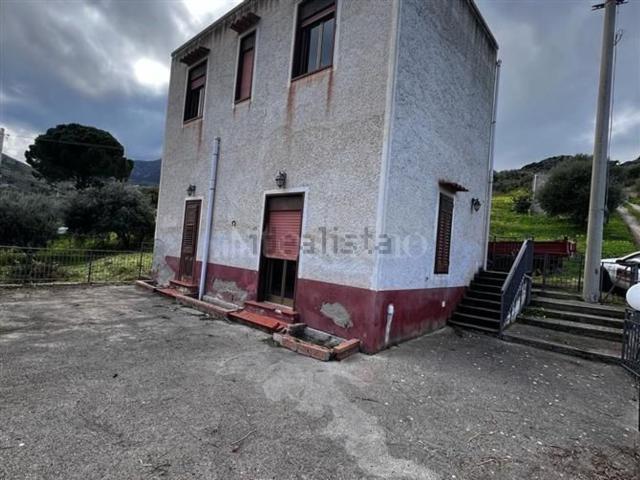 Casa in vendita a San Nicola l'Arena, Trabia