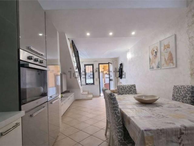 Casa in vendita a Acireale, Sicilia