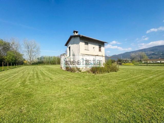 Casa in vendita a Cervaiolo, Montignoso