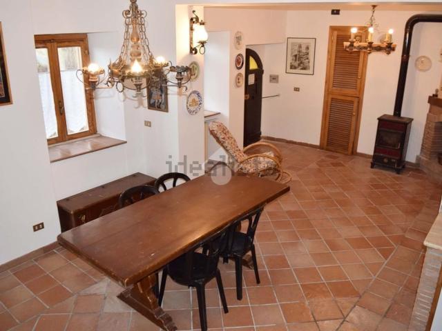 Casa in vendita a Tagliacozzo, Abruzzo