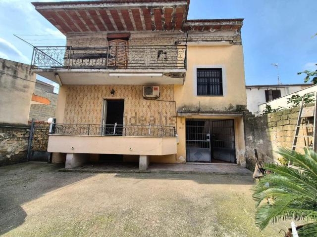 Casa in vendita a Caivano, Campania