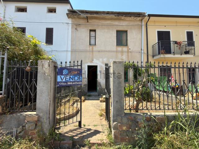 Casa in vendita a Caronia, Sicilia