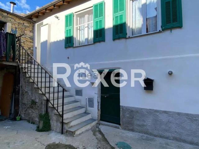 Casa in vendita a Prelà, Liguria