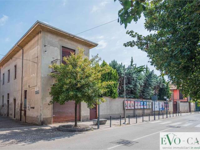 Casa in vendita a Bienate, Magnago