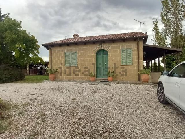 Casa in vendita a Vicinato Ducci, Villanova