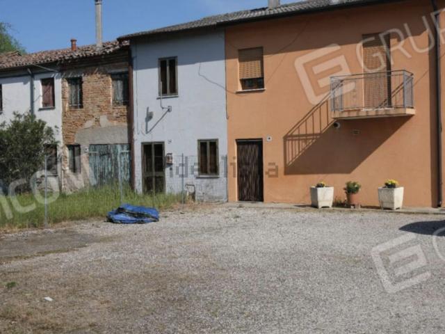 Casa in vendita a Badia Polesine, Veneto