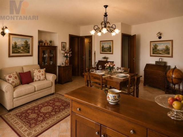 Casa in vendita a Foligno, Umbria