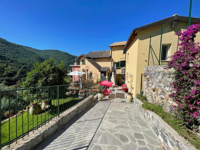 Casa in vendita a Levante, Serra Riccò