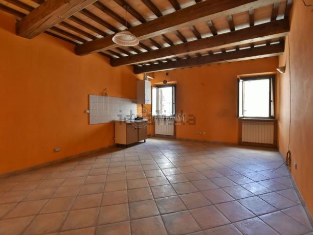 Casa in vendita a Marche, Macerata
