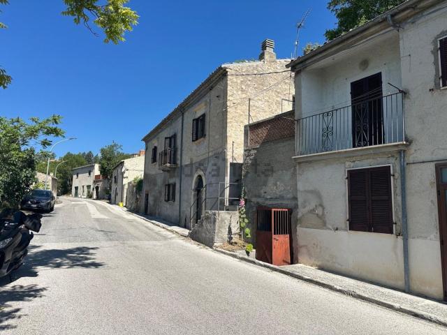 Casa in vendita a Capestrano, L'Aquila