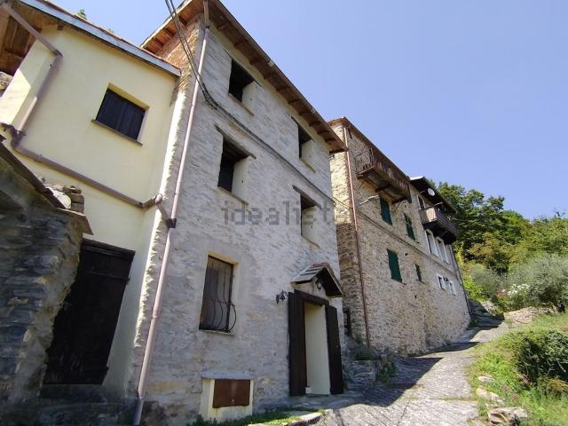 Casa in vendita a Rezzo, Liguria