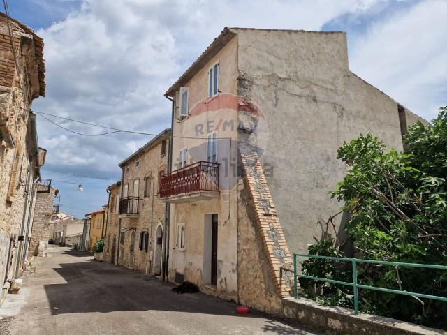 Casa in vendita a Colledimacine, Abruzzo