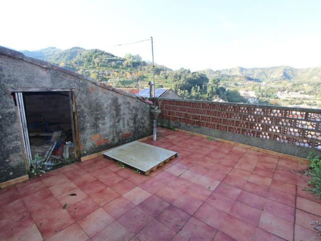 Casa in vendita a Saponara, Sicilia
