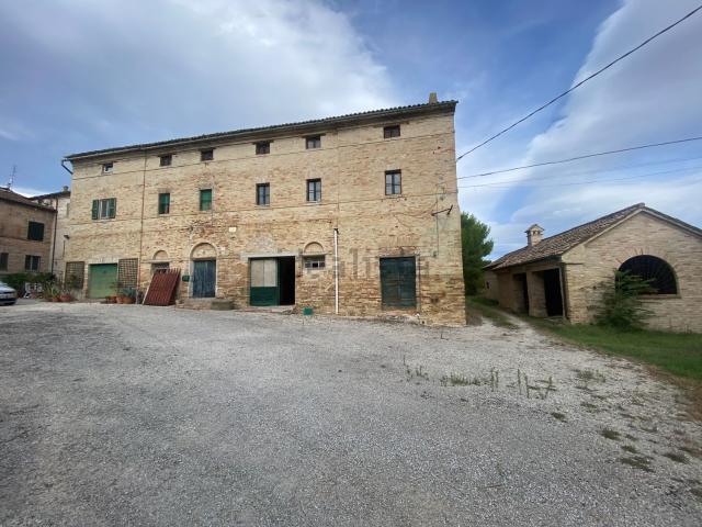 Casa in vendita a Marche, Macerata