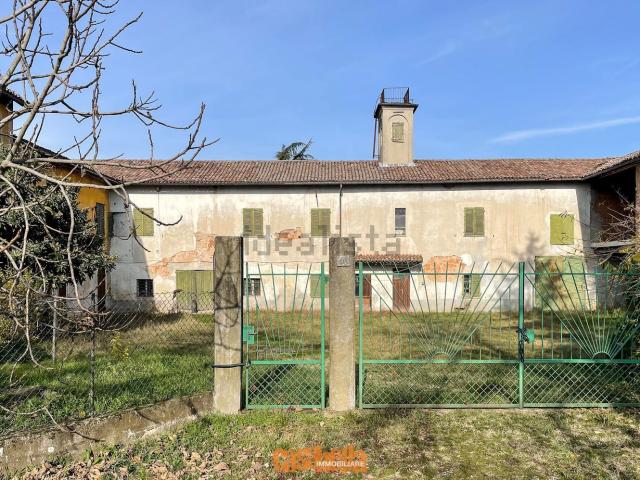 Casa in vendita a Piemonte, Alessandria