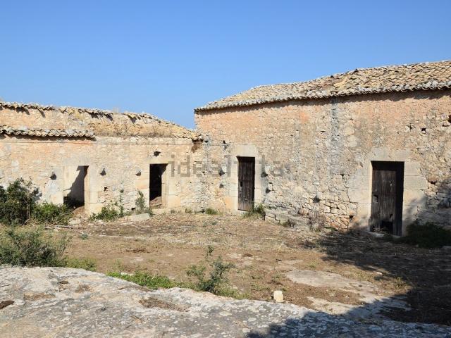 Casa in vendita a Contrada Vignazze, Santa Croce Camerina