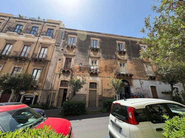 Casa in vendita a Centro storico, Catania