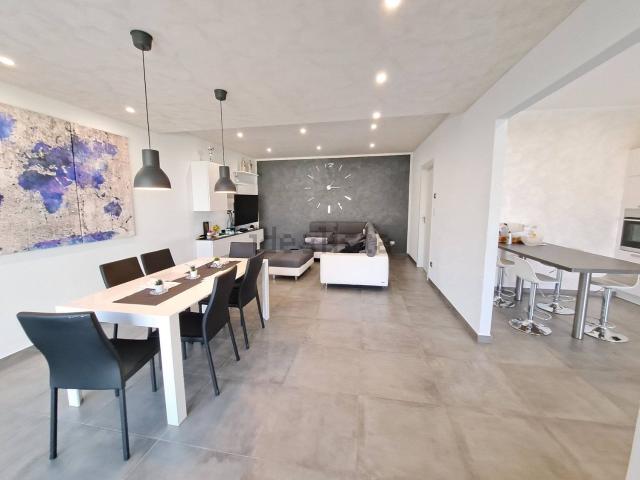 Casa in vendita a Domaso, Lombardia