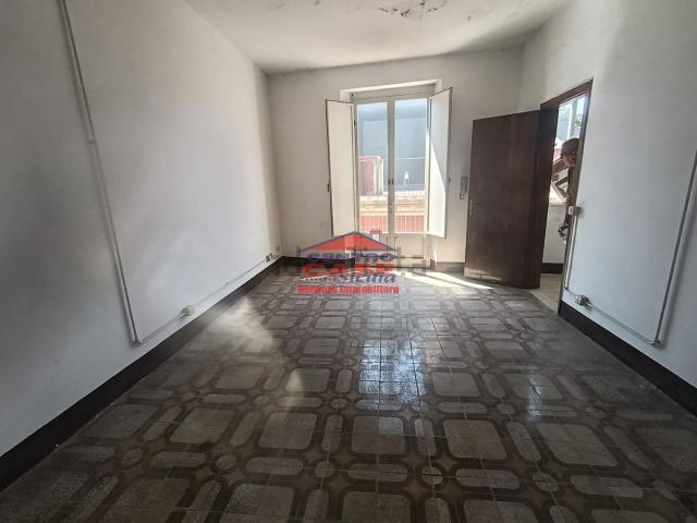 Casa in vendita a Giarre, Sicilia