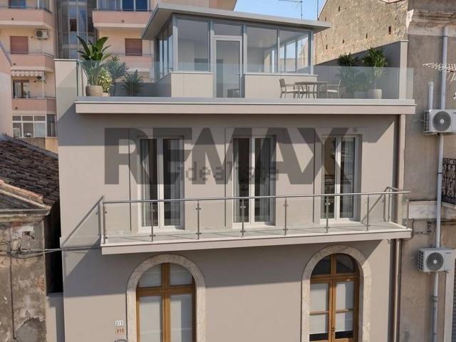 Casa in vendita a Nizza Di Sicilia, Sicilia