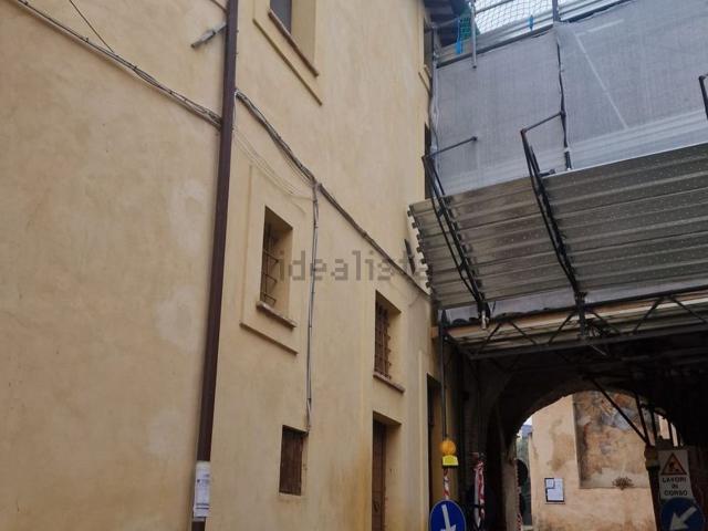 Casa in vendita a Foligno, Umbria