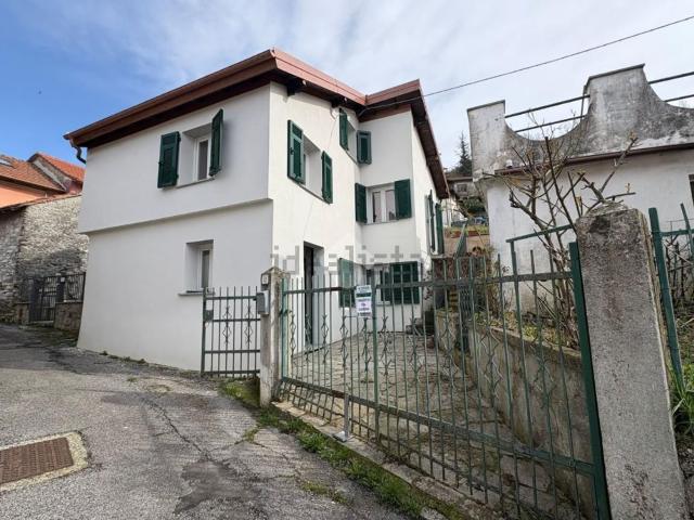 Casa in vendita a Ternano, Liguria
