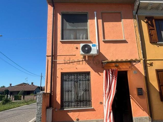 Casa in vendita a Verrua Po, Lombardia