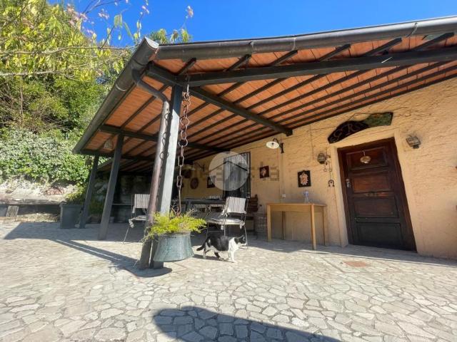 Casa in vendita a Terni, Umbria