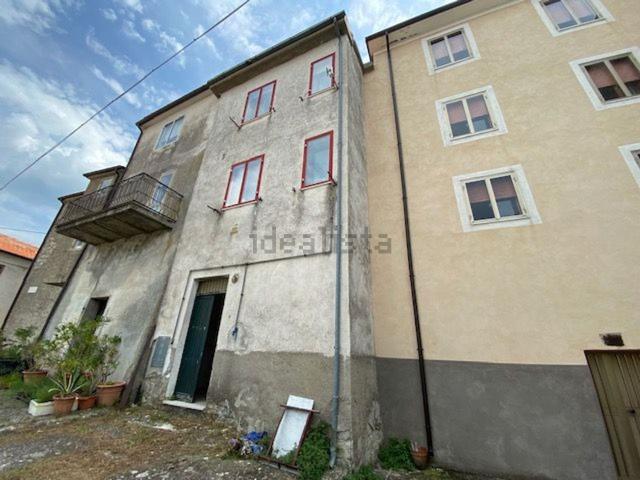 Casa in vendita a Belmonte Del Sannio, Molise