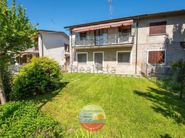 Casa in vendita a Unione Terre e Fiumi, Tresigallo