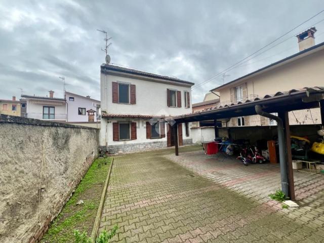 Casa in vendita a Soncino, Lombardia