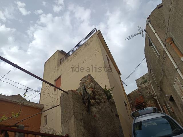 Casa in vendita a Valdina, Sicilia