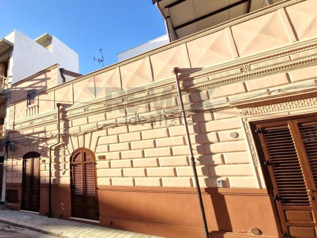 Casa in vendita a Terrasini, Sicilia