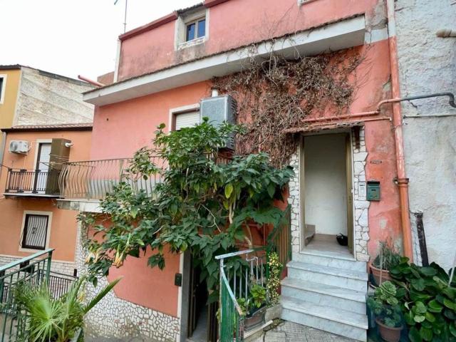 Casa in vendita a San Cataldo, Sicilia