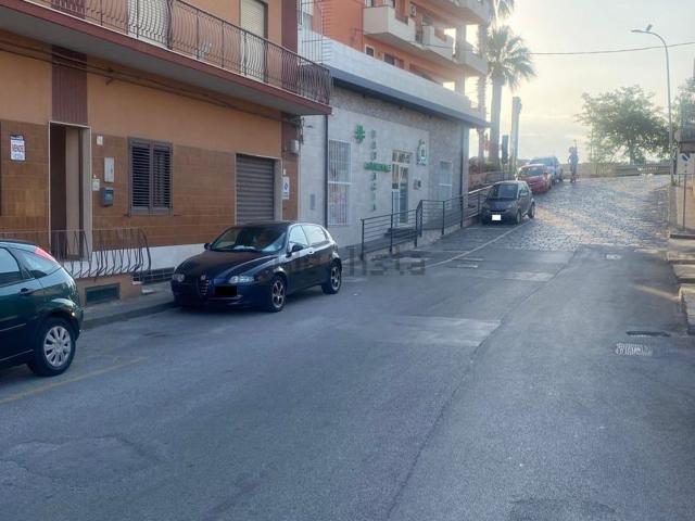 Casa in vendita a Merì, Messina