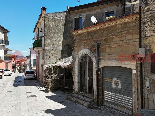 Casa in vendita a San Martino Valle, Campania