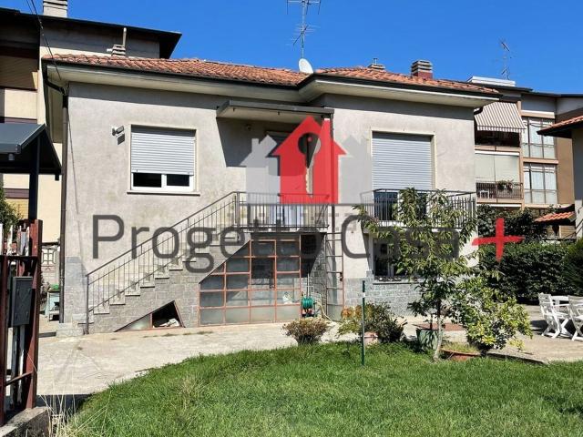 Casa in vendita a Azalee, Gallarate