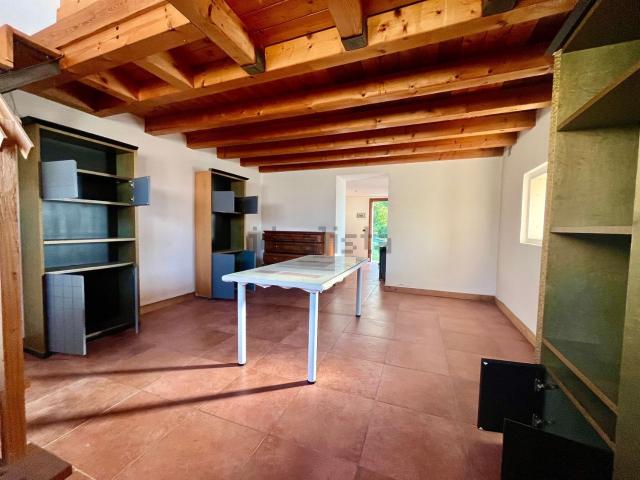 Casa in vendita a Montecchia di Crosara, Verona