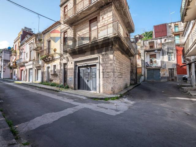 Casa in vendita a Lentini, Sicilia