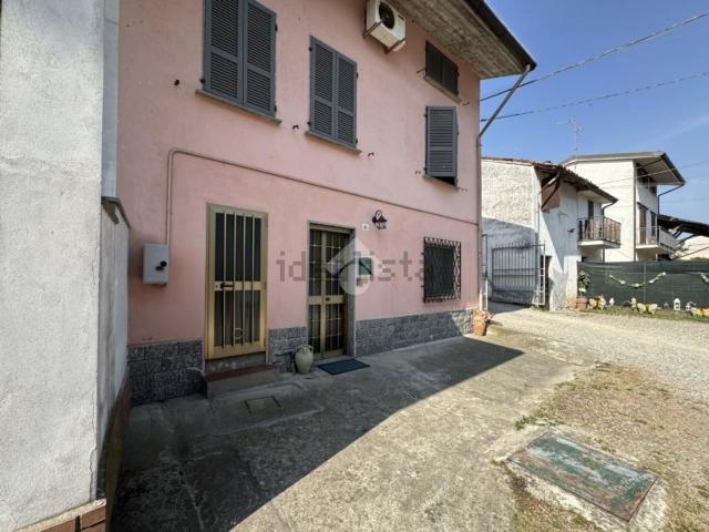 Casa in vendita a Arena Po, Lombardia