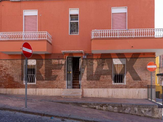 Casa in vendita a Motta Sant'Anastasia, Catania