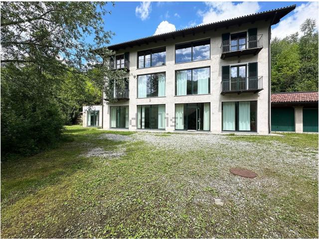 Casa in vendita a Val di Chy, Piemonte