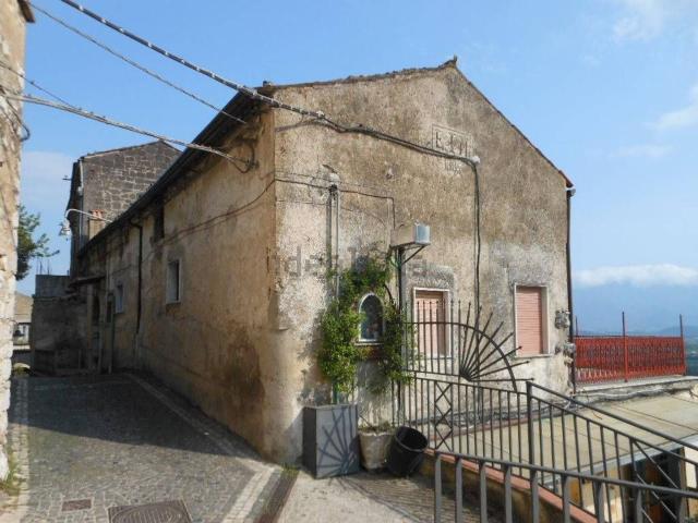 Casa in vendita a Pietravairano, Campania
