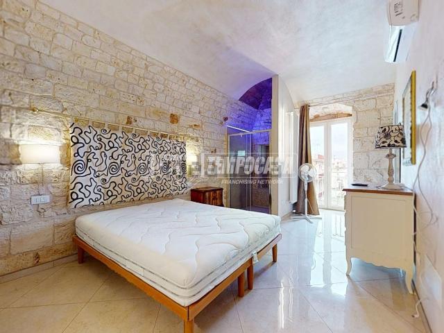 Casa in vendita a Castellana Grotte, Bari