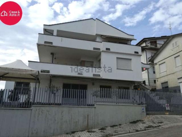 Casa in vendita a Santa Caterina I, Marche