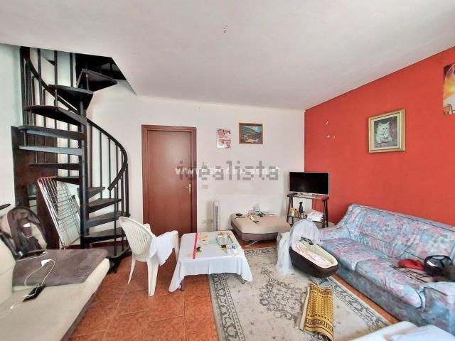 Casa in vendita a Persico Dosimo, Lombardia
